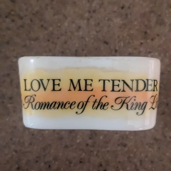 Elvis Presley Ceramic Trinket Music Box - Picture 4 of 5